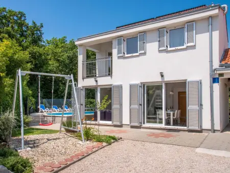 Maison Graziani avec piscine chauffée à Krk : photo 19