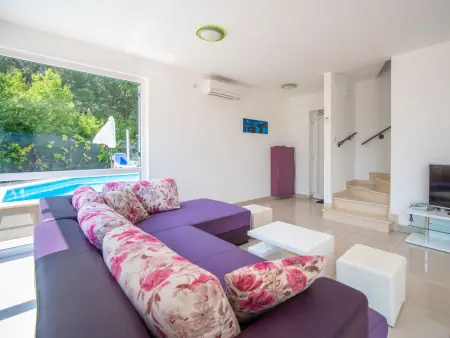 Maison Graziani avec piscine chauffée à Krk : photo 22