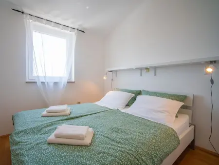 Maison Graziani avec piscine chauffée à Krk : photo 23
