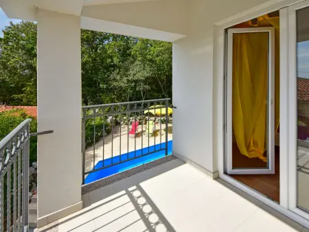 Maison Graziani avec piscine chauffée à Krk : photo 25