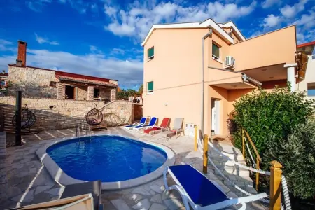 Holiday Home Zubak, Maison de Vacances Jasenice proche Plage & Piscine - Photo 2