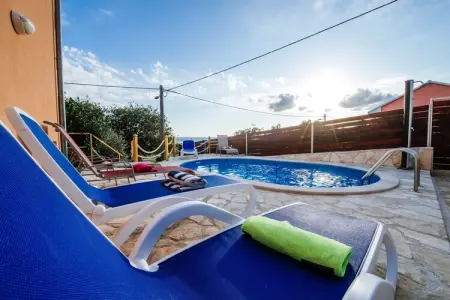 Holiday Home Zubak, Maison de Vacances Jasenice proche Plage & Piscine - Photo 5