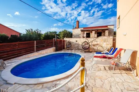Holiday Home Zubak, Maison de Vacances Jasenice proche Plage & Piscine - Photo 6