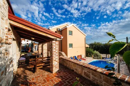 Holiday Home Zubak, Maison de Vacances Jasenice proche Plage & Piscine - Photo 27