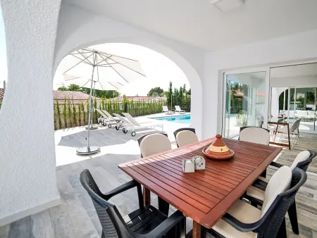 Villa Trebol – 200 m², piscine privée à Calpe - Photo 4