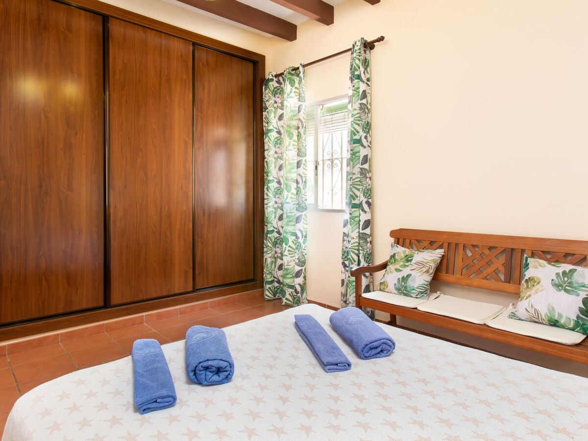 Villa Laura à Nerja : gîte 4 pers, piscine et vue montagne - Photo 14