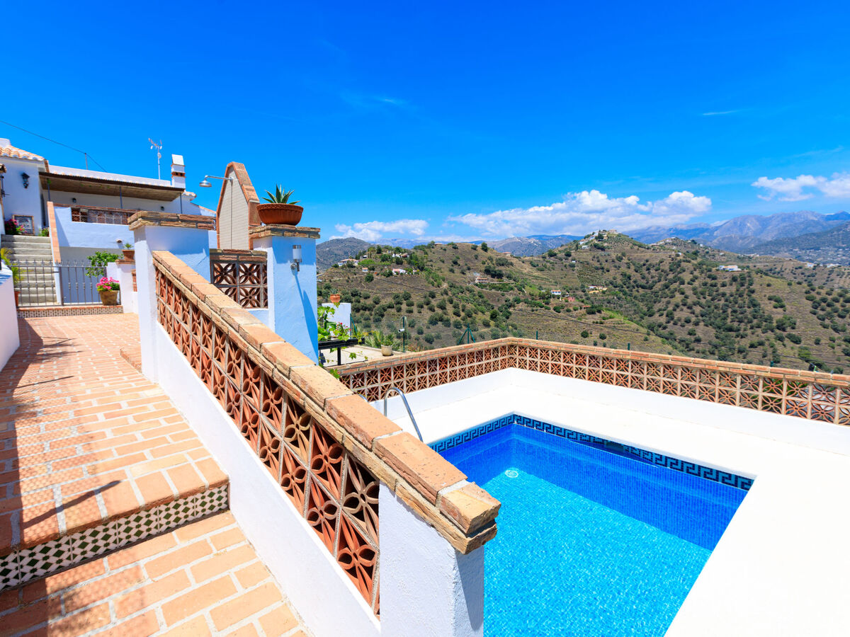 Villa Laura à Nerja : gîte 4 pers, piscine et vue montagne - Photo 26