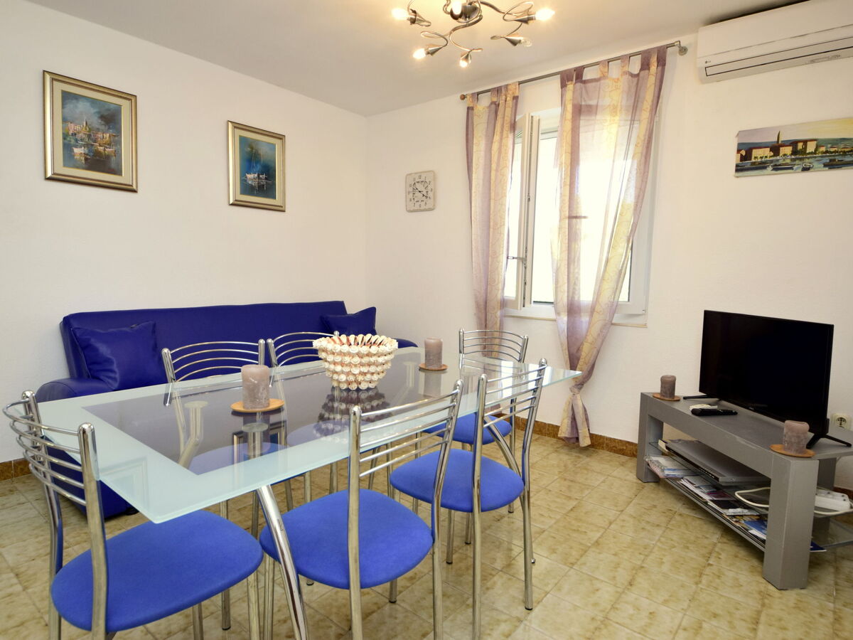 Villa Palma à Postira : maison 3 chambres, 250 m de la mer - Photo 5