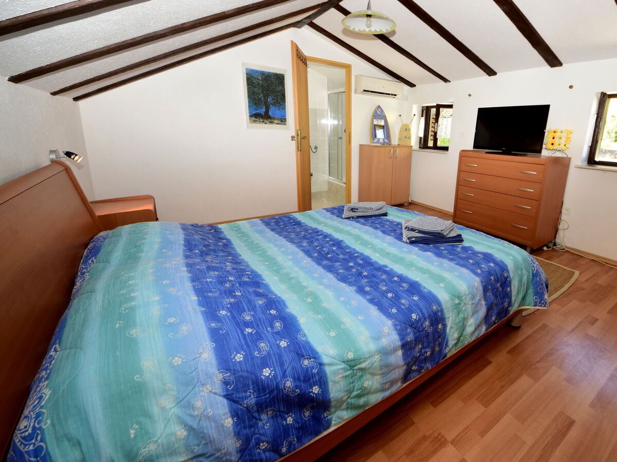 Villa Palma à Postira : maison 3 chambres, 250 m de la mer - Photo 10