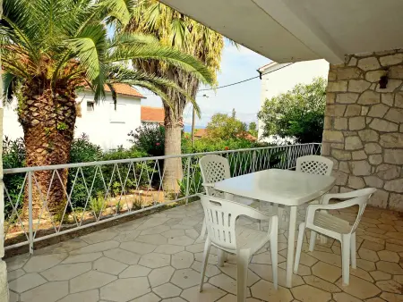 Villa Palma à Postira : maison 3 chambres, 250 m de la mer : photo 2