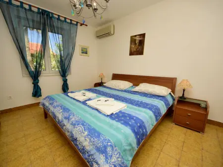 Villa Palma à Postira : maison 3 chambres, 250 m de la mer : photo 7