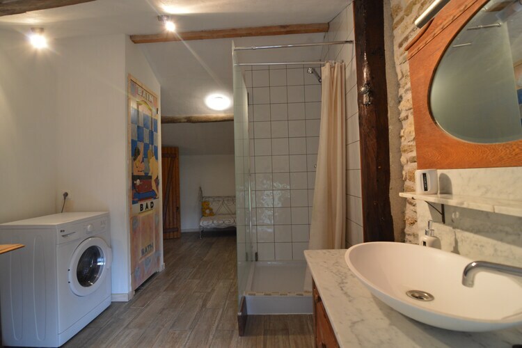 L'Atelier Mosaïque – Gîte avec piscine à Frontenay-sur-Dive - Photo 16