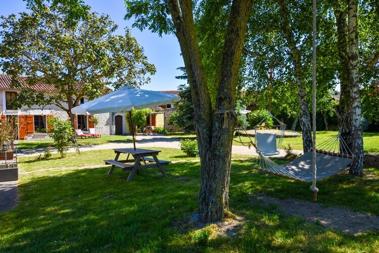L'Atelier Mosaïque – Gîte avec piscine à Frontenay-sur-Dive - Photo 19
