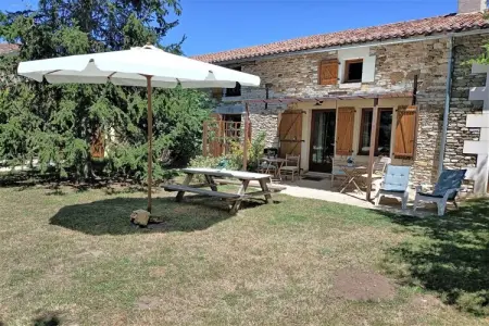 L'Atelier Mosaïque – Gîte avec piscine à Frontenay-sur-Dive : photo 24