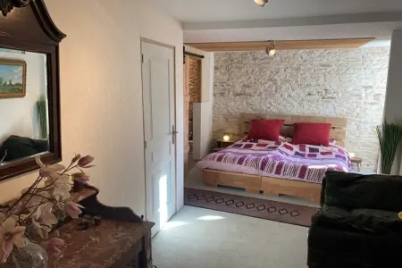 La Bergerie, gîte rural 4 pers. avec piscine chauffée : photo 9