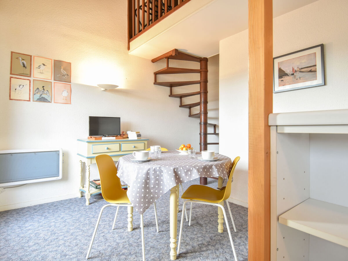 Appartement Le Plazza, balcons est-ouest et vue sur Deauville - Photo 6