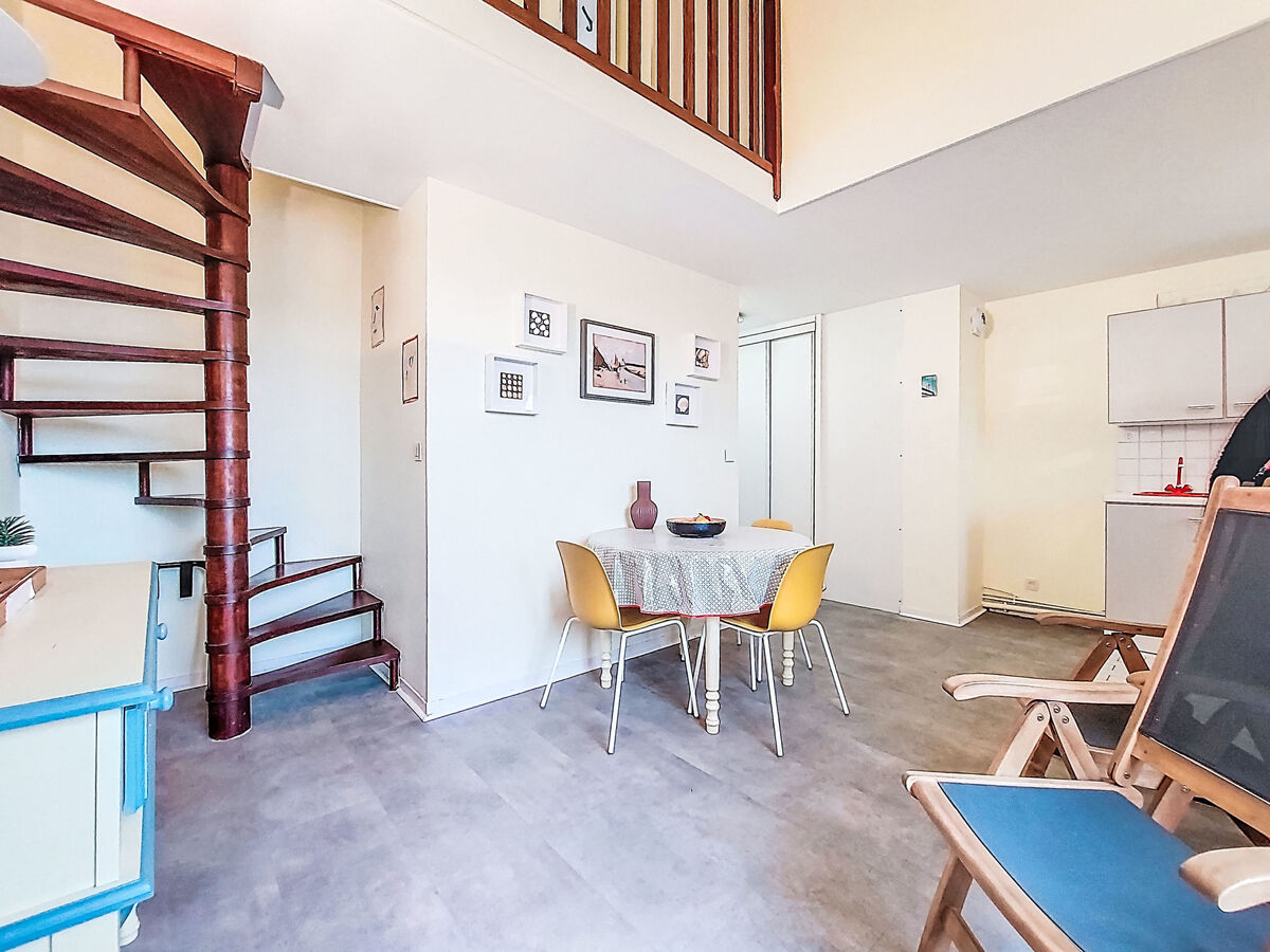 Appartement Le Plazza, balcons est-ouest et vue sur Deauville - Photo 7
