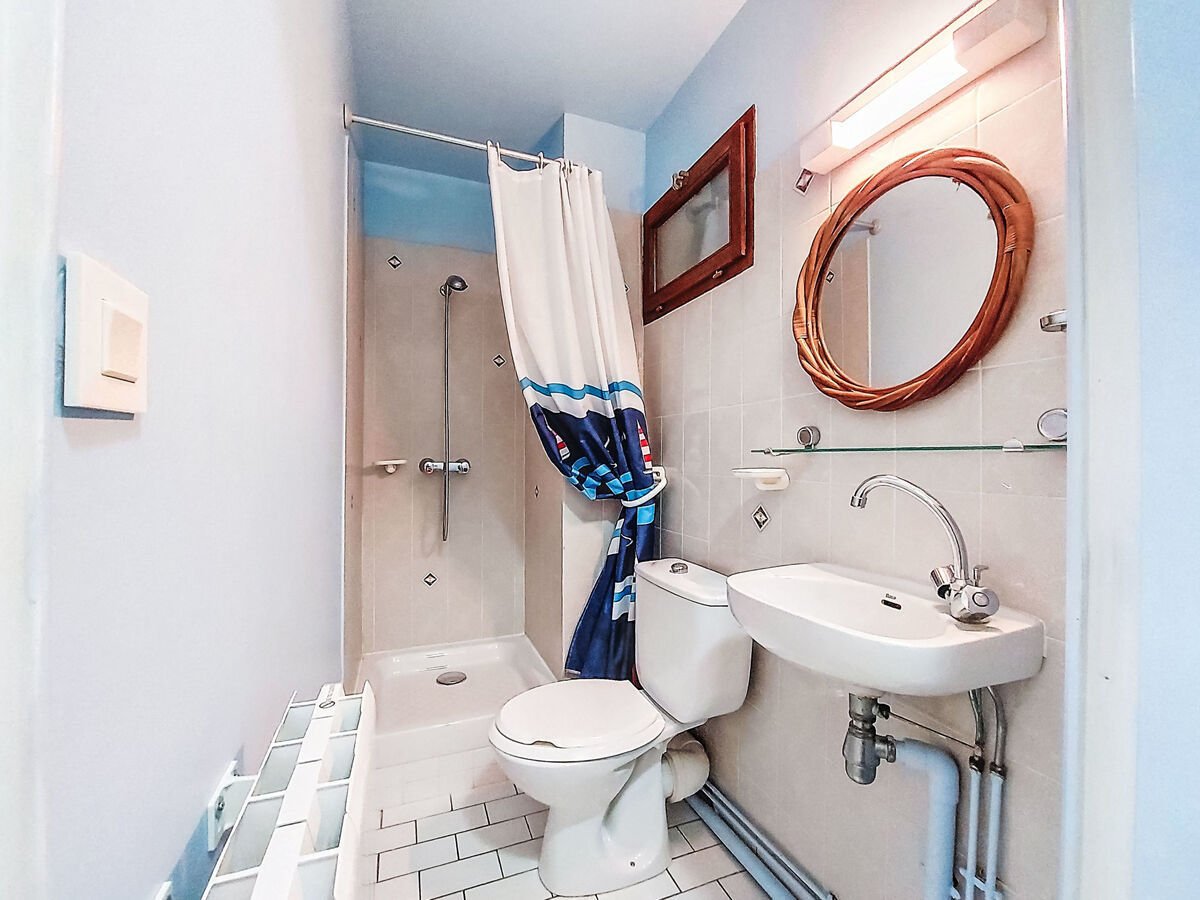 Appartement Le Plazza, balcons est-ouest et vue sur Deauville - Photo 10