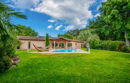 Location maison de vacances à Saint Jean De l'Estere