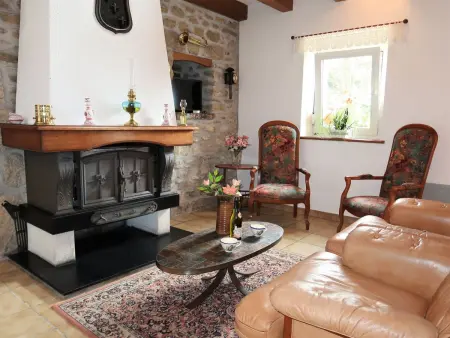 Ty Coz, maison rustique 150 m de la mer : photo 4