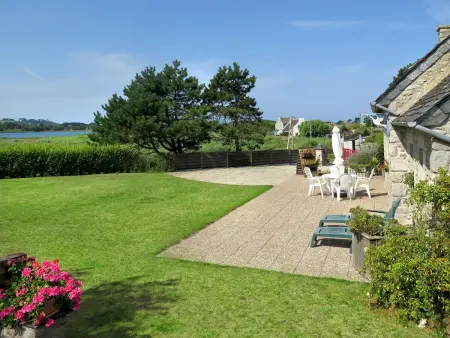 Ty Coz, maison rustique 150 m de la mer : photo 5