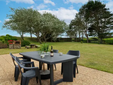 Ty Coz, maison rustique 150 m de la mer : photo 6