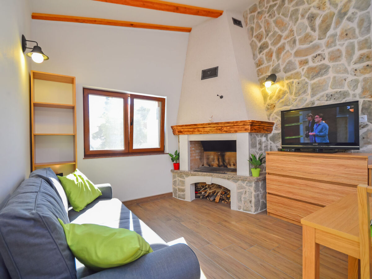 Bungalow Ante à 20 m de la mer, Brodarica - Photo 2