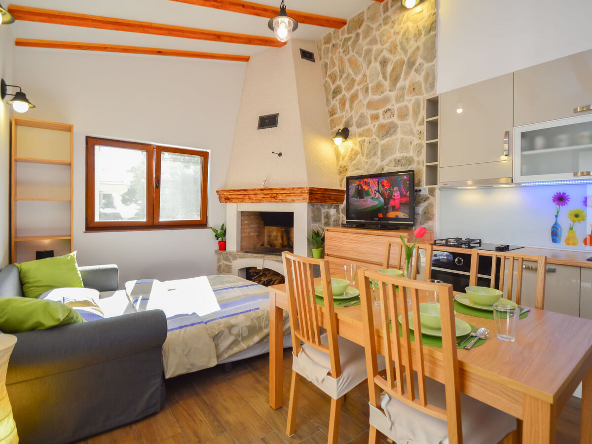 Bungalow Ante à 20 m de la mer, Brodarica - Photo 4