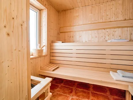 Stana – Maison 7 chambres avec piscine et sauna : photo 23