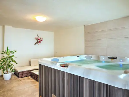 Stana – Maison 7 chambres avec piscine et sauna : photo 25