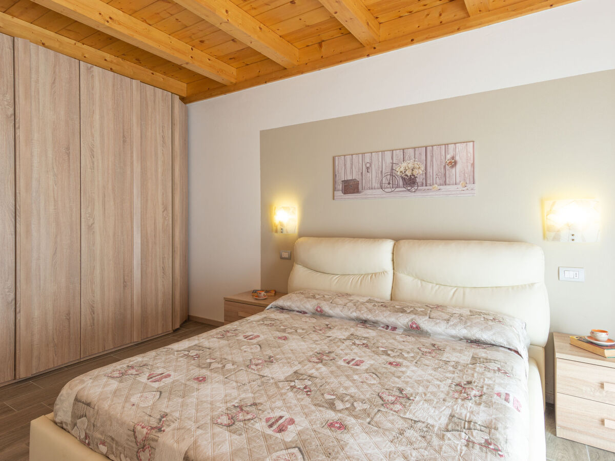 Maison Gelsomini, 6 pers., piscine à Colico - Photo 13