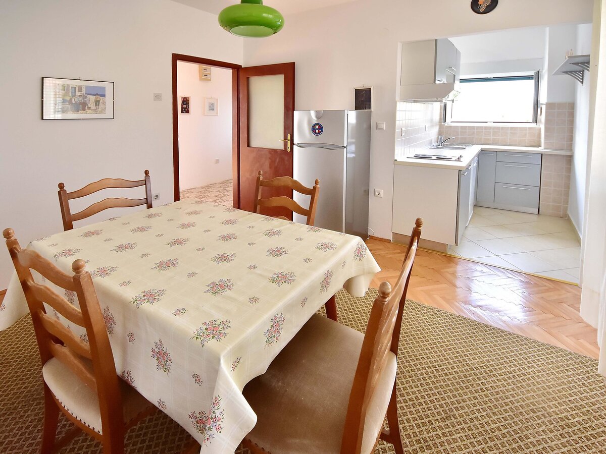 Maison Nera : 3 étages, 12 personnes, 700 m de la mer - Photo 14