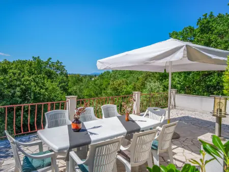 Maison Nera : 3 étages, 12 personnes, 700 m de la mer