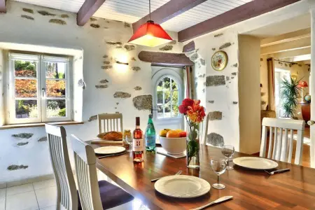Maison bretonne du 17e siècle à Huelgoat : photo 4
