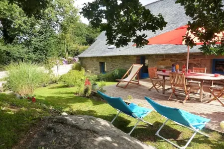 Maison bretonne du 17e siècle à Huelgoat : photo 8