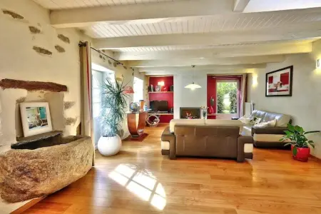 Maison bretonne du 17e siècle à Huelgoat : photo 11