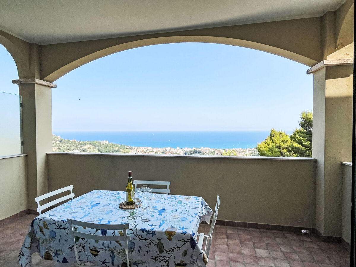 Chiara – Appartement 6 pers. vue mer à Pietra Ligure - Photo 1