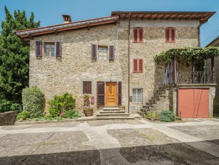 Maison Sara avec piscine privée à Gello : photo 2