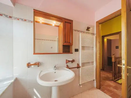 Maison Sara avec piscine privée à Gello : photo 27