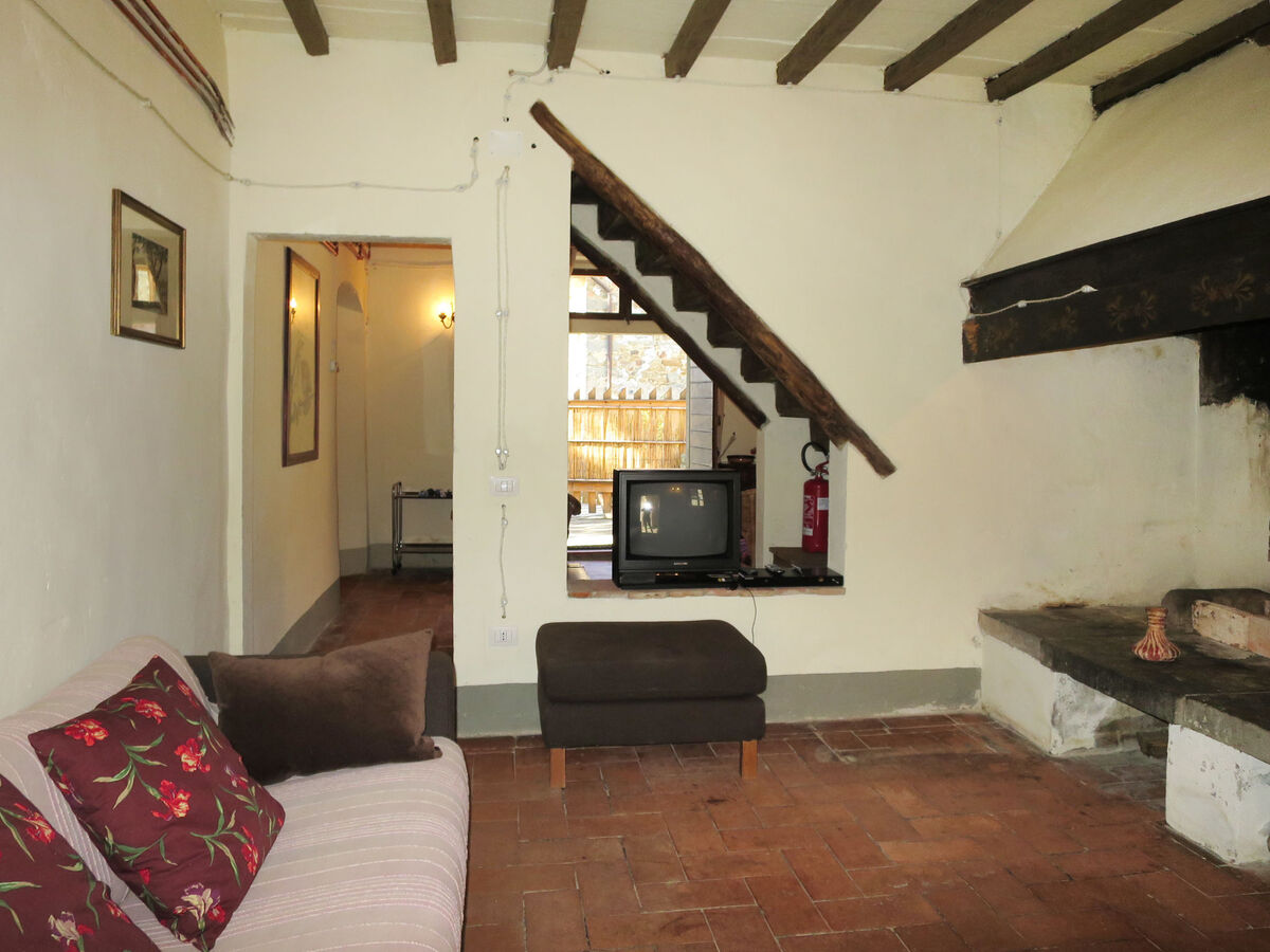 Maison Borgo La Cella, Pian di Scò avec piscine - Photo 6