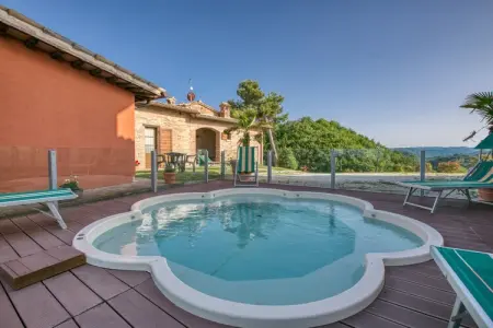 Location maison à Sant'angelo in Vado, Chalet à Sant'Angelo avec vue sur vallée