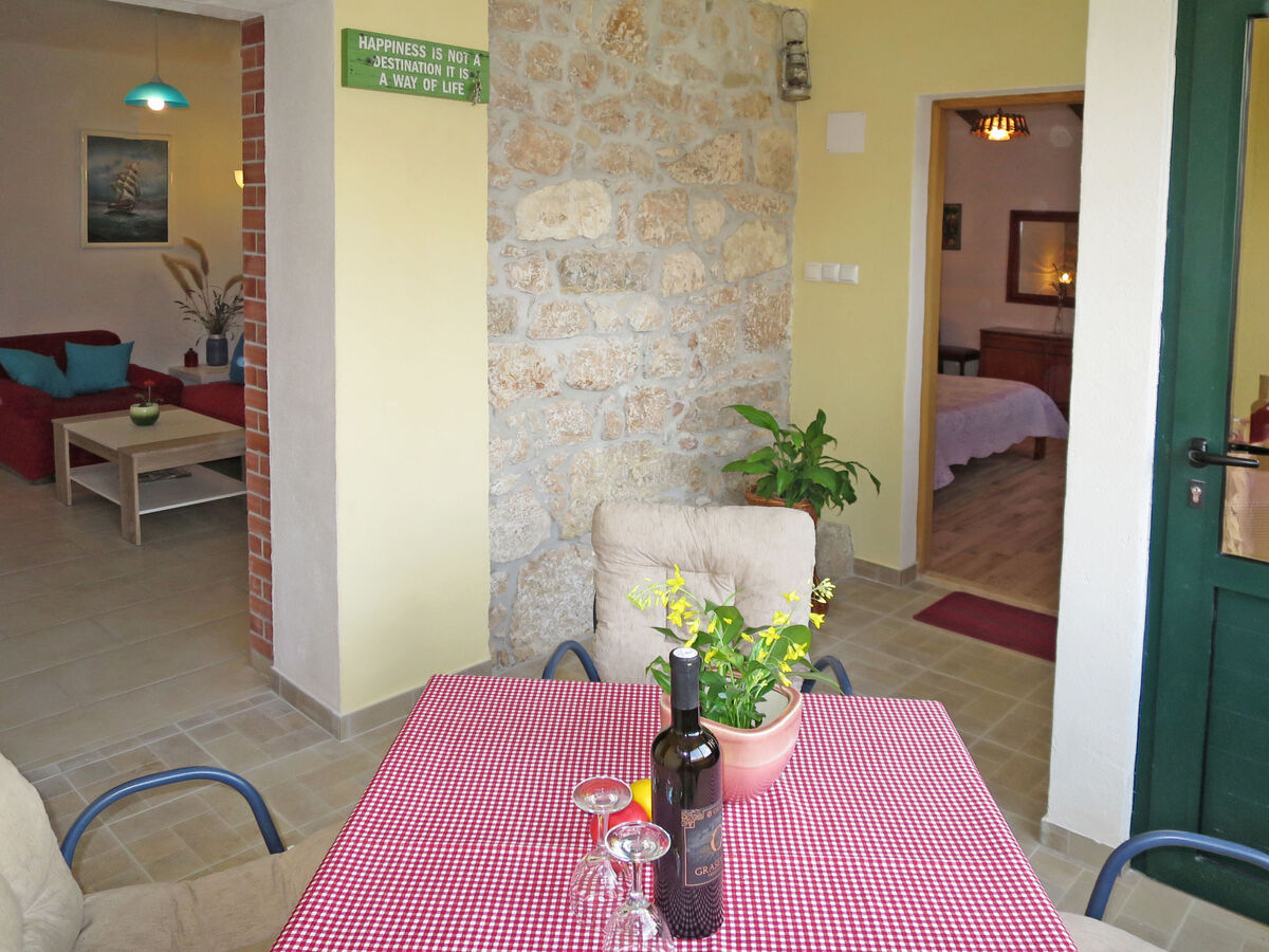 Maison Kapitan à Vinjerac, 3 km de la mer - Photo 3