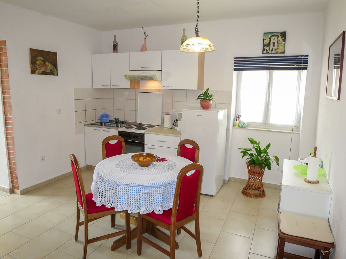 Maison Kapitan à Vinjerac, 3 km de la mer - Photo 10