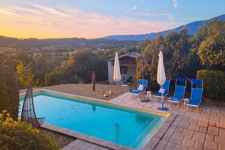 Villa 5 chambres avec piscine privée et jardin clôturé - Photo 8