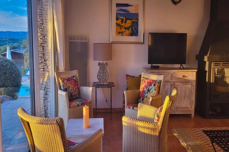 Villa 5 chambres avec piscine privée et jardin clôturé - Photo 11