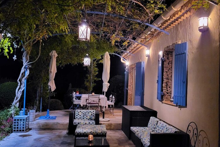 Villa 5 chambres avec piscine privée et jardin clôturé - Photo 16