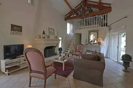 Villa avec piscine et terrasse privée à Saint Mathieu de Tréviers : photo 5