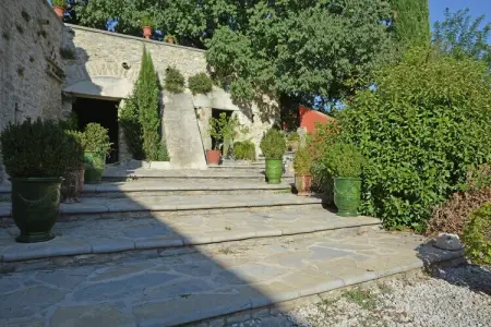 Villa avec piscine et terrasse privée à Saint Mathieu de Tréviers : photo 10