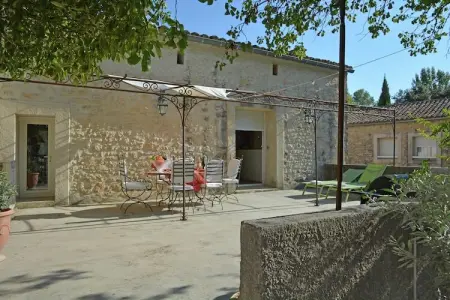 Villa avec piscine et terrasse privée à Saint Mathieu de Tréviers : photo 12