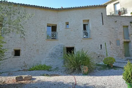 Villa avec piscine et terrasse privée à Saint Mathieu de Tréviers : photo 13